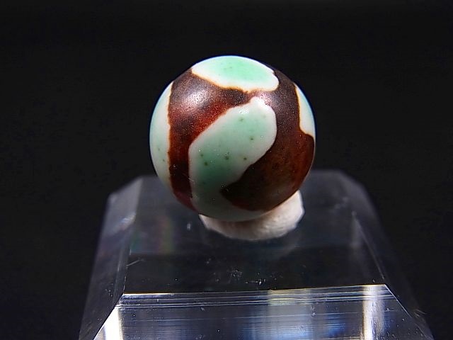 画像: ヴィンテージ：「雪域天珠：老緑色虎牙」西蔵（チベット）天珠 直径約14×14mm