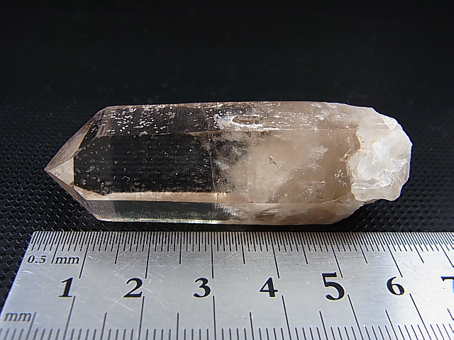 画像: ノルウェー産ライトシトリンカラースモーキークオーツ 40.7g