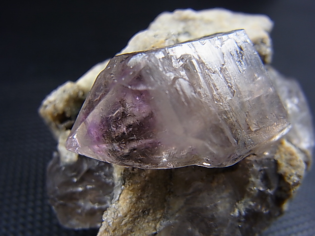 画像2: ノルウェー産アメジスト原石（エレスチャル/パイライト付き） 117.8g