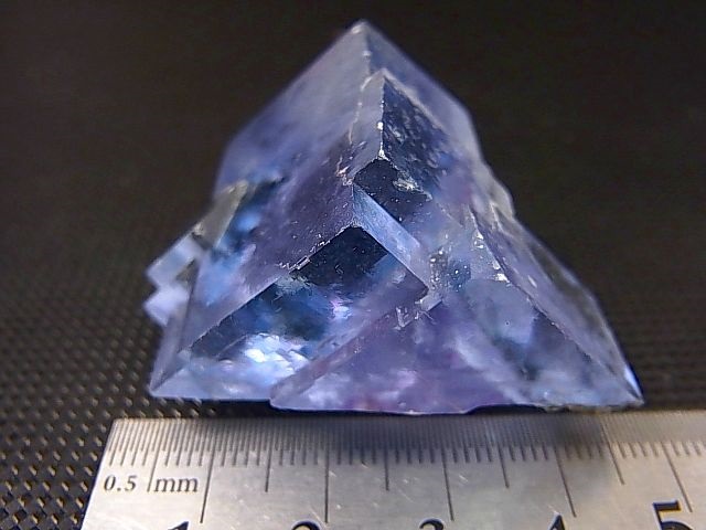 画像: ヤオガンシャン産ラグーンブルーフローライト原石 64.0g