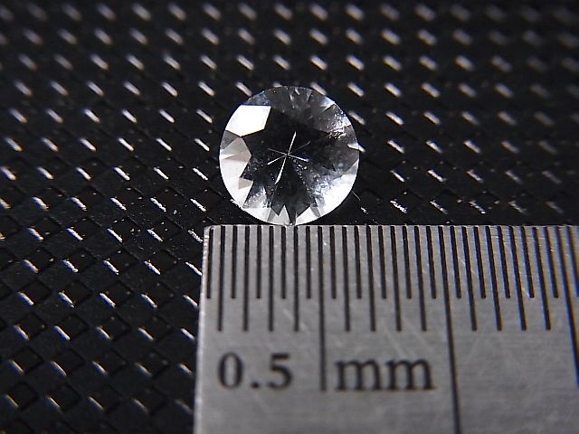 画像: ミャンマー産フェナカイト・ルース 0.6カラット