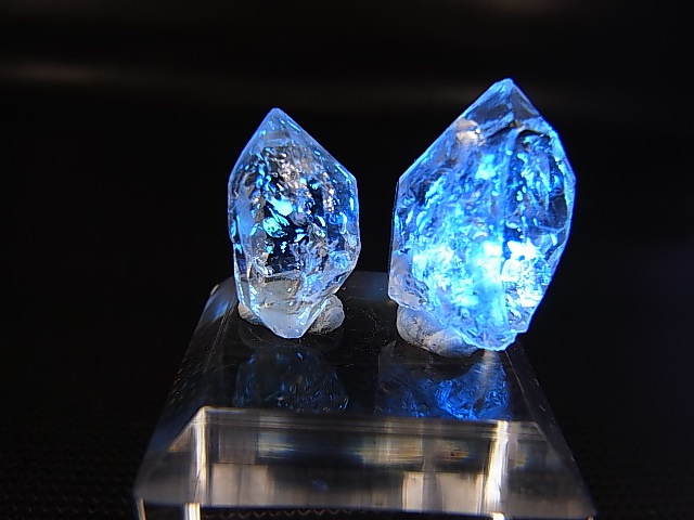 画像1: パキスタン・クエッタ産蛍光オイル入りＤＴ水晶 2点セット トータル 4.4g