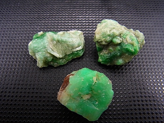 画像: タンザニア産クリソプレーズ原石 3点セット トータル 16.1g
