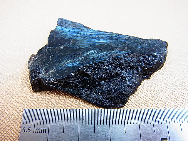 画像: フィンランド産ヌーマイト研磨スライス 19.0g