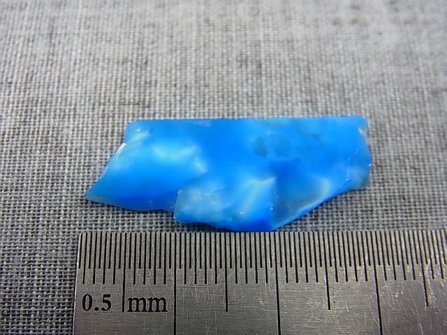 画像: ヴィクトリアストーン（飯盛ラボストーンIL-stone）ラリマーシーブルー原石 8.6カラット
