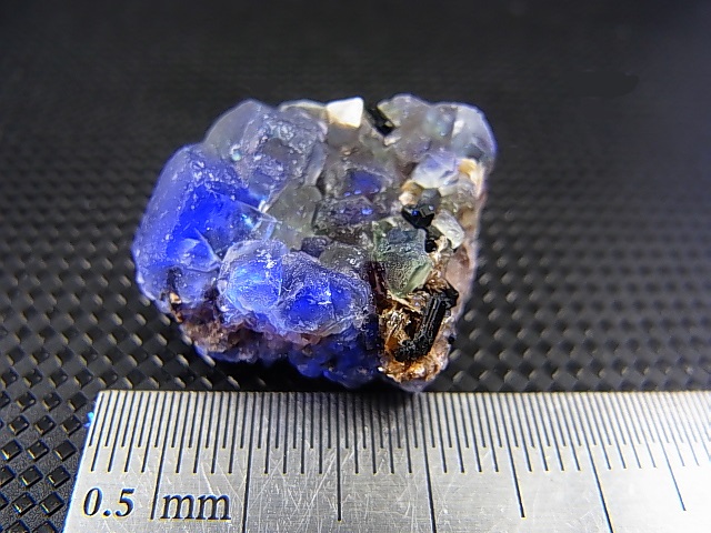 画像: ナミビア・エロンゴ産フローライト＆ショール原石 7.8g