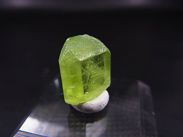 画像: ジュエリー品質：パキスタン・ナダール産ペリドット原石 8.4カラット