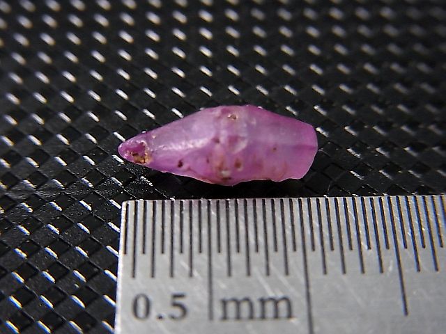 画像: スリランカ産バイオレットサファイア原石（犬牙型） 2.0カラット