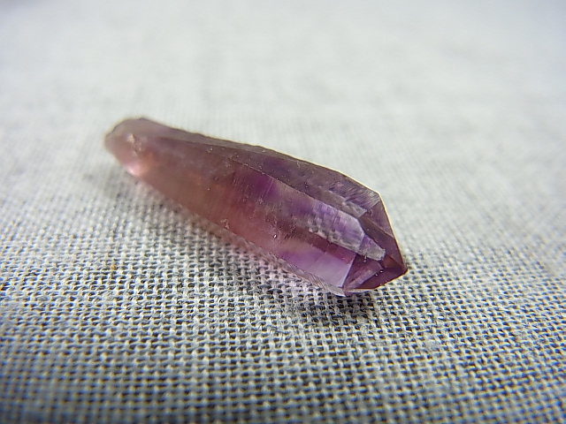 画像: メキシコ・ゲレロ産アメジストポイント 1.4g