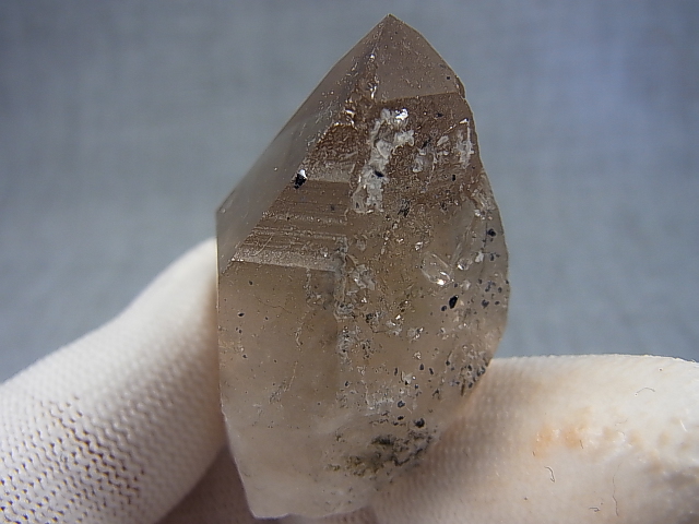 ノルウェー産 アナテース付きスモーキークォーツ ノルウェー産 アナテース付きスモーキークォーツ - メルカリ