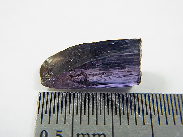 画像: ジェムクオリティ：タンザナイト原石 4.7カラット