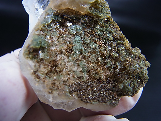 画像: インド・マニハール産クリア水晶（ゴールドルチル＆クローライト入り） 44.7g