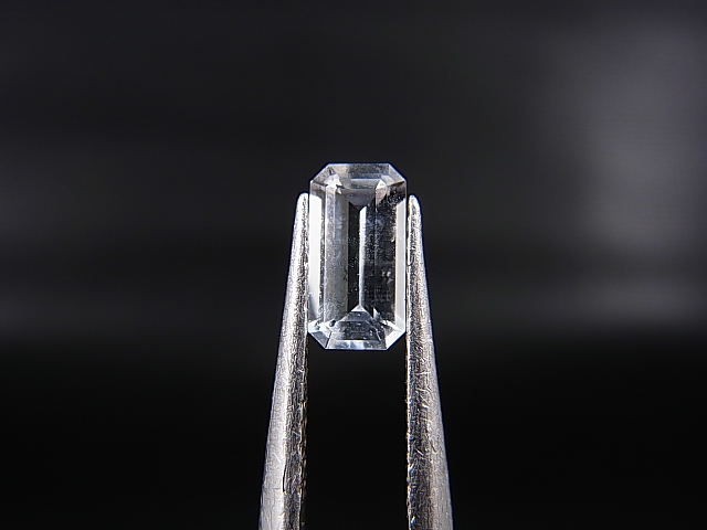 画像1: ミャンマー産フェナカイト・ルース 0.5カラット