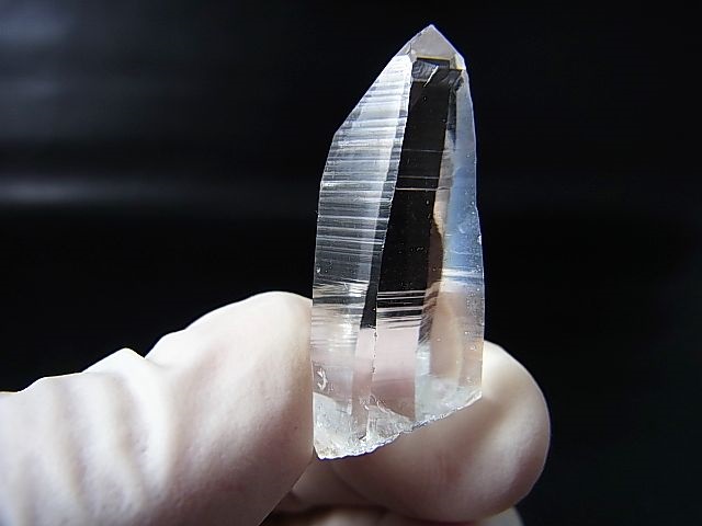 画像: ペーニャブランカ産コロンビアン・レムリアンシード水晶ポイント 8.3g