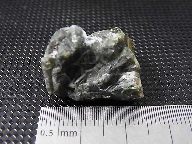 画像: ジンバブエ産クリソベリル原石 13.4g