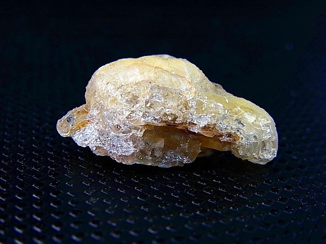 画像: Hokkaidoite北海道然別湖産蛍光オパール原石 2.5g