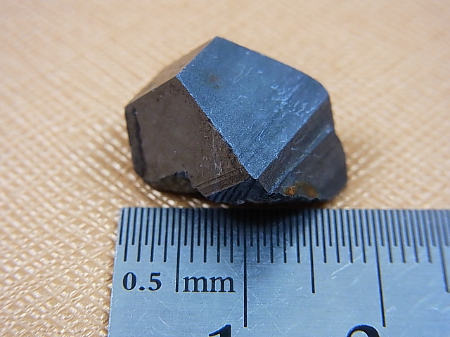 画像: ノルウェー産アナテース原石結晶（レッド透過） 3.8g