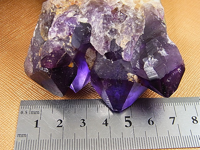 画像: コンゴ産カラーシフト/ディープカラーアメジストクラスター 113.1g