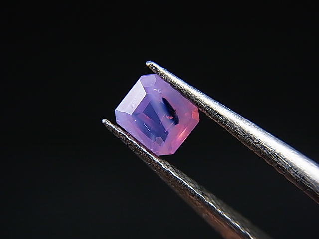 画像: ベトナムLuc Yen産シルキーサファイア・ルース（バイカラー） 0.4カラット