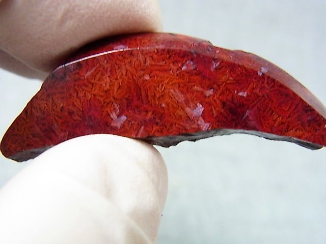 画像: 飯盛ラボストーン（IL-stone）「超レア：シラー入りアースカラー（紅葉石）」ガラス原石 33.9カラット