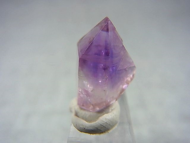 画像: ミャンマー・モゴック産ラベンダーアメジスト原石 1.5g