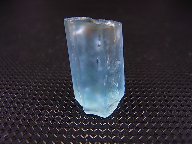 画像2: ジェムグレード宝石需要品質：ベトナム産アクアマリン柱状結晶原石 22.1カラット