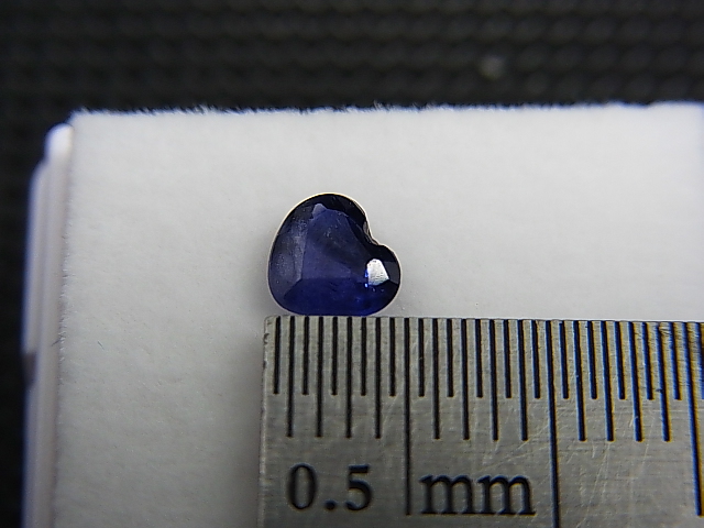 画像: ベトナムLuc Yen産シルキーサファイア・ルース（バイカラー/ハート） 0.5カラット