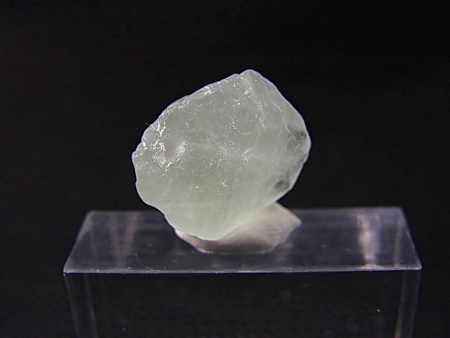 画像: パキスタン・ギルギット産「燐光」フローライト原石 2.6g