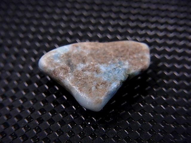 画像: 糸魚川入りコン沢産青ひすい原石 1.5g