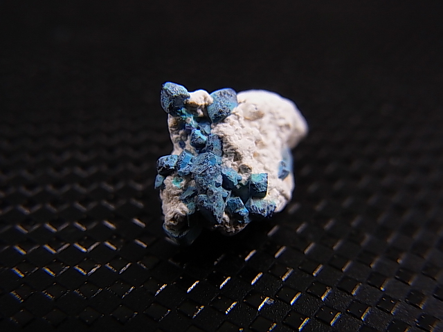 画像: 逸見石＆千代子石 0.2g