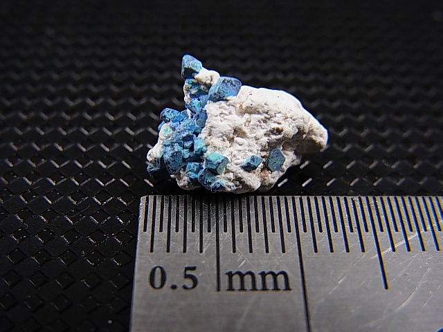 画像: 逸見石＆千代子石 0.2g