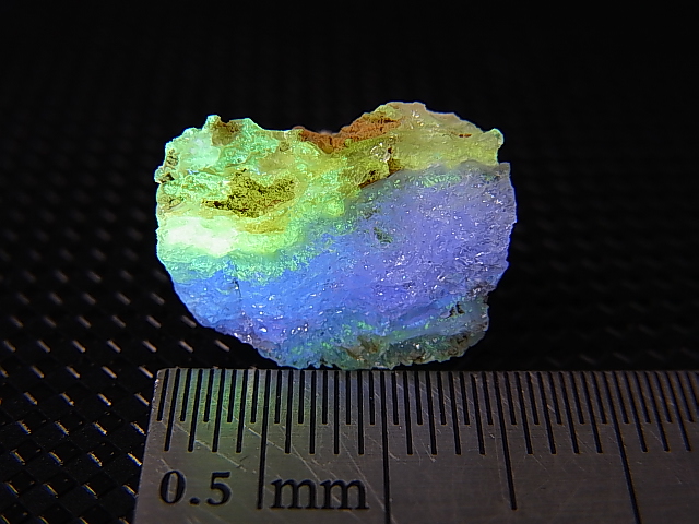 画像: Hokkaidoite北海道然別湖産蛍光オパール原石 1.5g