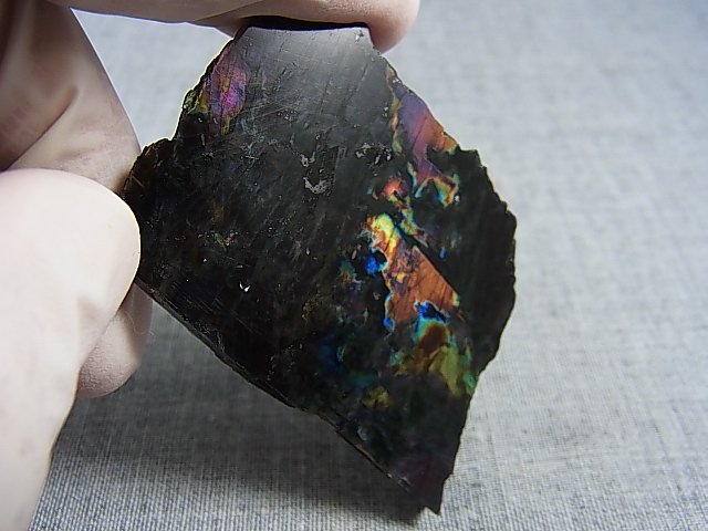 画像: フィンランド・ユレマー産スペクトロライト（パープルヴィオラミックス）研磨スライス 27.7g