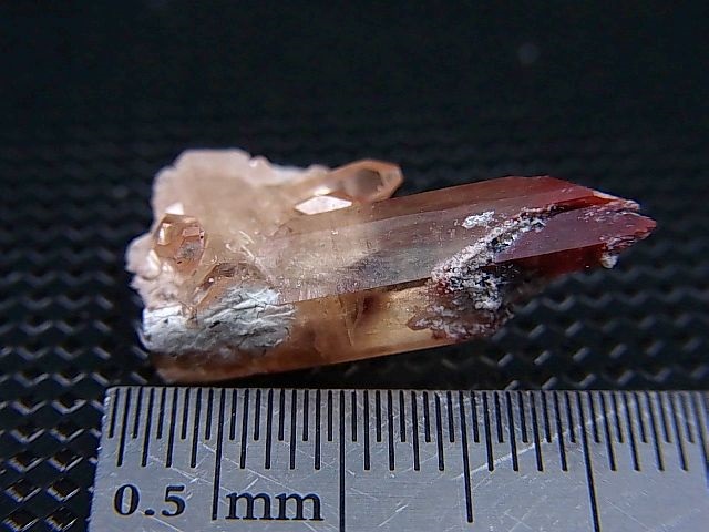 画像: メキシコ産レッドトパーズ原石（群晶） 1.7g