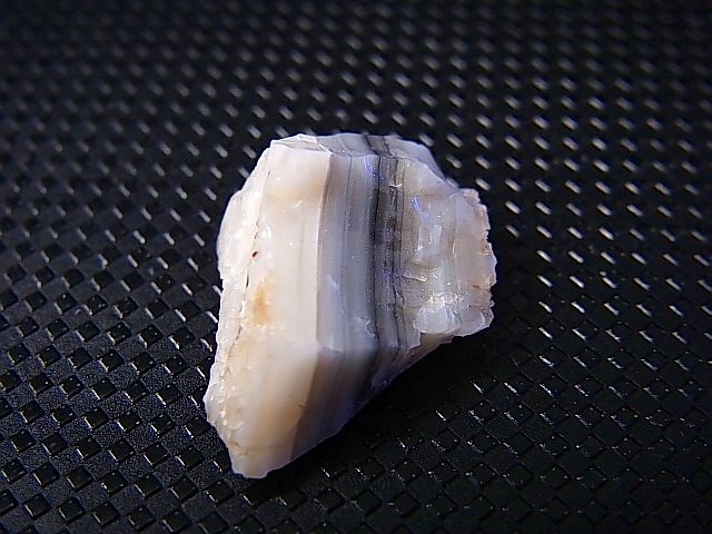 画像: Hokkaidoite北海道然別湖産蛍光オパール原石 1.5g