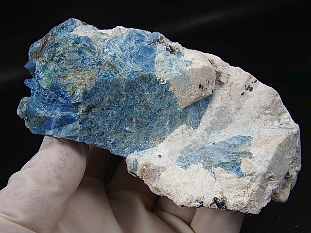 画像2: キャビネットサイズ：ベトナム・タインホア産アクアマリン/カオリナイト原石（マッシブ） 251.0g