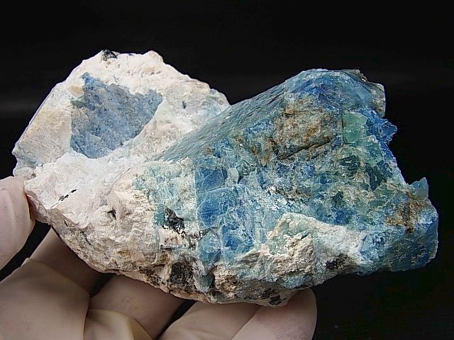 画像: キャビネットサイズ：ベトナム・タインホア産アクアマリン/カオリナイト原石（マッシブ） 251.0g