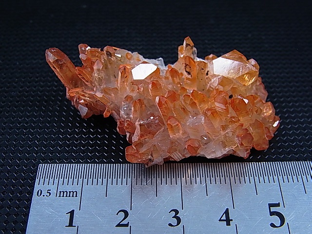 画像: スウェーデン産ヘマタイト（タンジェリン）水晶クラスター 19.2g