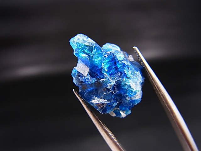 画像: ジンバブエ産ユークレース結晶原石 5.6カラット