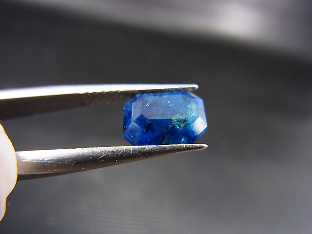 画像: ジンバブエ産ユークレース・ルース  1.7カラット