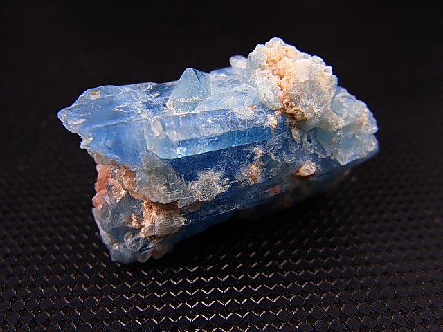 画像: ベトナム・タインホア産アクアマリン原石（マッシブ） 17.6g