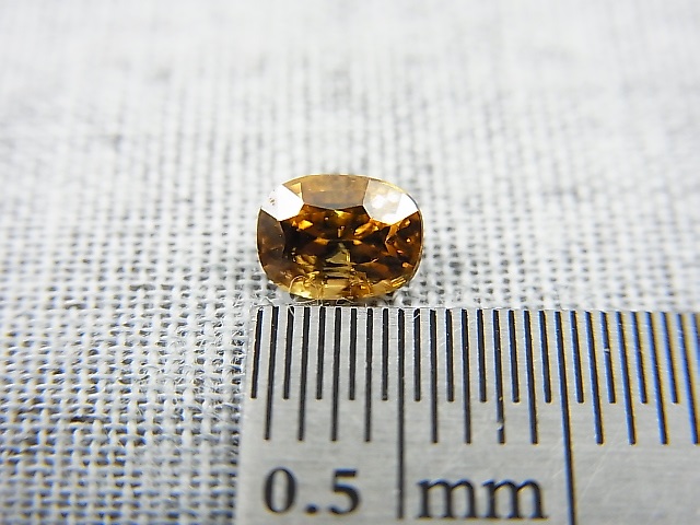 画像: ミャンマー・モゴック産イエロージルコン・ルース 0.7カラット
