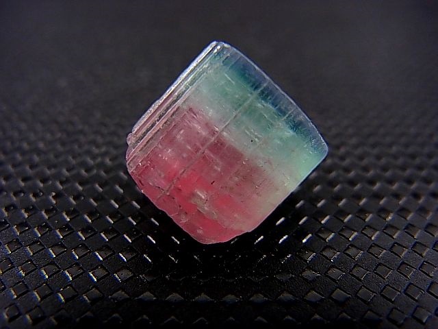 画像1: アフガニスタン産バイカラートルマリン結晶原石（ウォーターメロンカラー） 12.8カラット