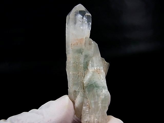 画像: マダガスカル産フックサイトイン水晶ポイント（グリーンファントム/連晶） 21.7g