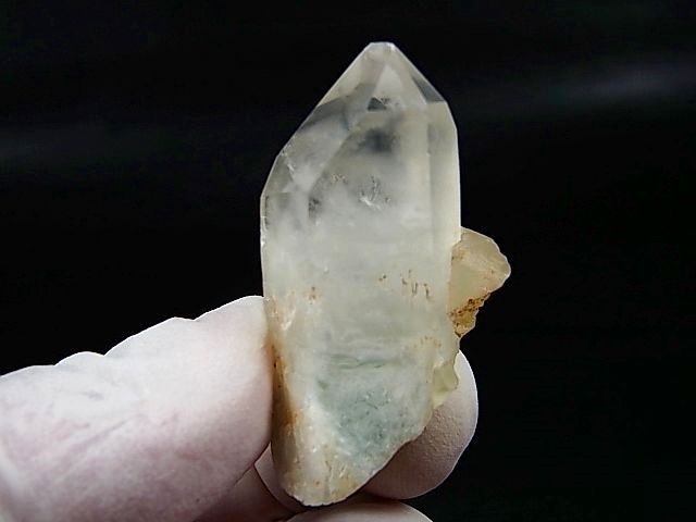 画像: マダガスカル産フックサイトイン水晶ポイント（グリーンファントム） 17.5g