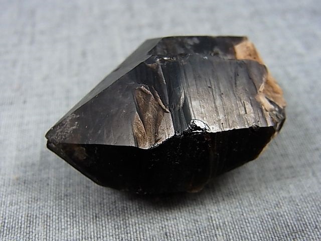 画像: ノルウェー産モリオン（黒水晶） 50.6g