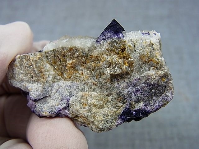 画像: ノルウェー産ブラックフローライト原石 39.9g