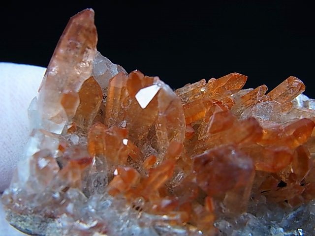 画像: スウェーデン産ヘマタイト（タンジェリン）水晶クラスター 25.8g