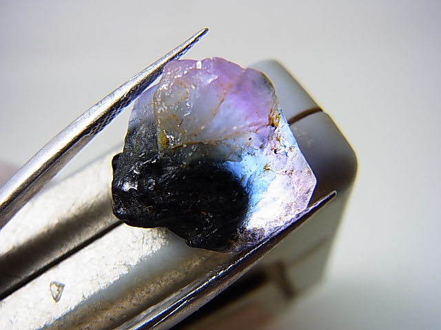 画像2: ベトナムMinh Tien産多色トルマリン（ピンク/ブルー/カラーレス/ブラック）結晶原石 15.2カラット