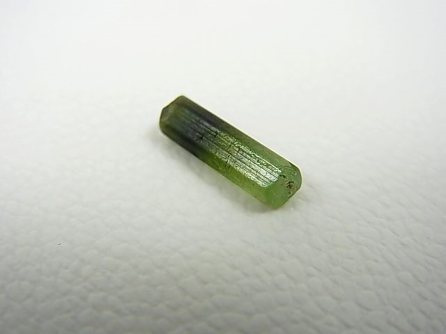 画像: ベトナムMinh Tien産多色トルマリン（グリーン/カラーレス）結晶原石 1.1カラット